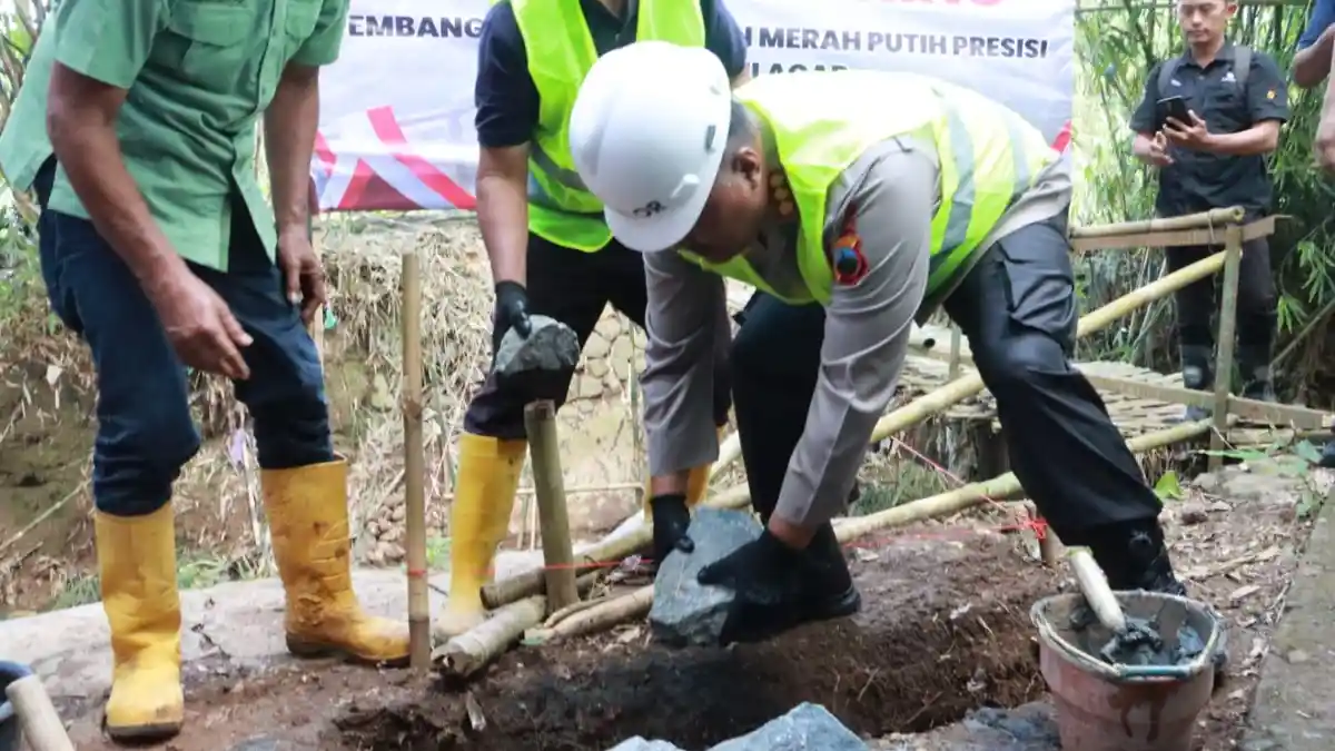 Bescem Alur: Jembatan Keindahan Cilacap yang Tak Terlupakan